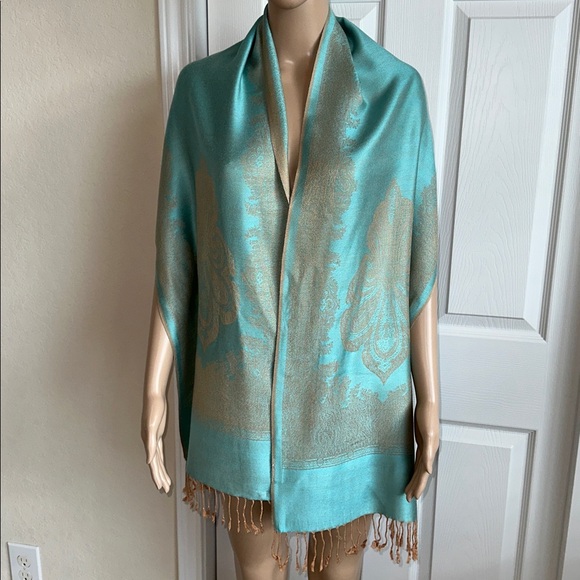 Chic Teal and Gold Blue Pacific Women's Wrap. - Picture 4 of 12